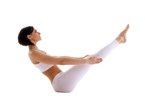 5-Boat-Pose-Variations-To-Wake-Up-Your-Core